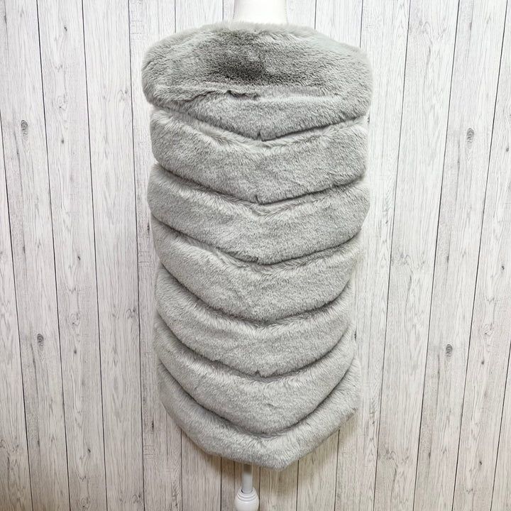 Ferne Faux Fur Winter Gilet Light Grey - Sugarplum Boutique