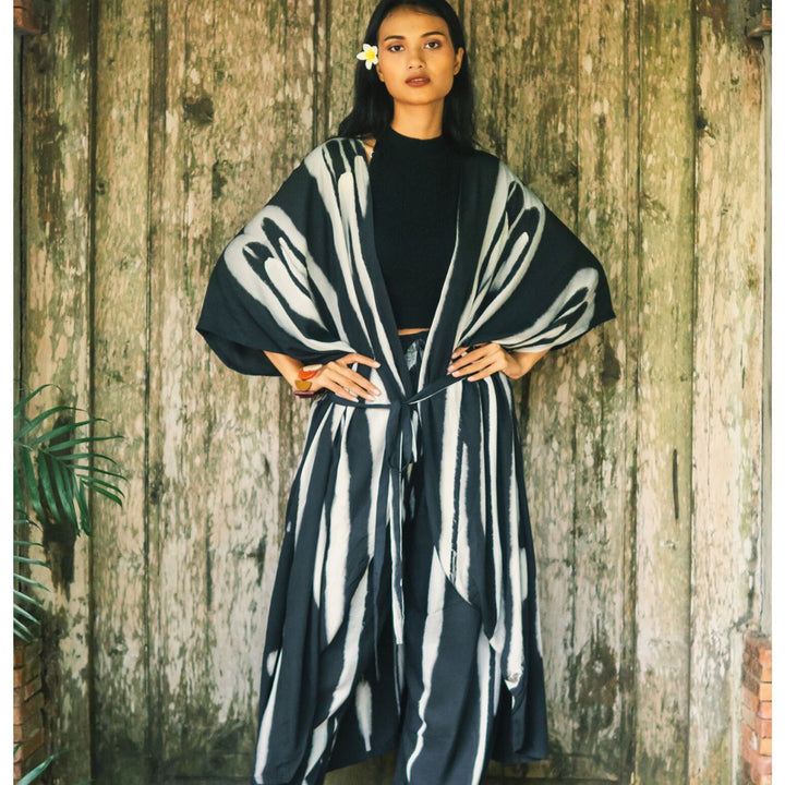 Suzie Blue Long Abstract Kimono With Belt Black -  Sugarplum Boutique